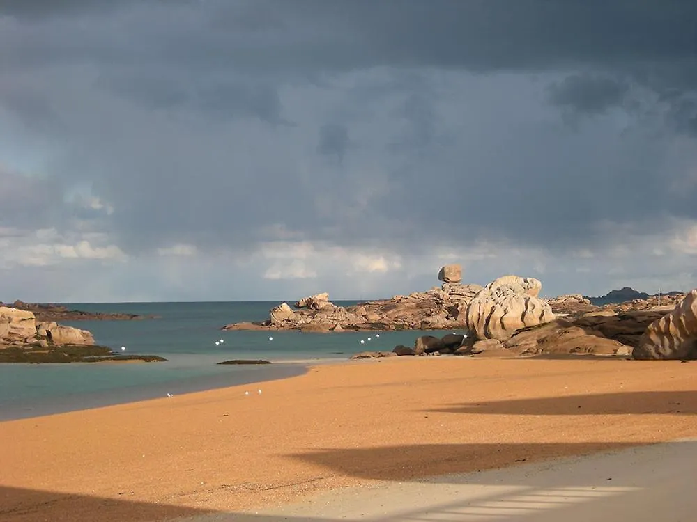 Ti Dour - Gite De Charme A La Campagne - Cote De Granit Rose Begard France